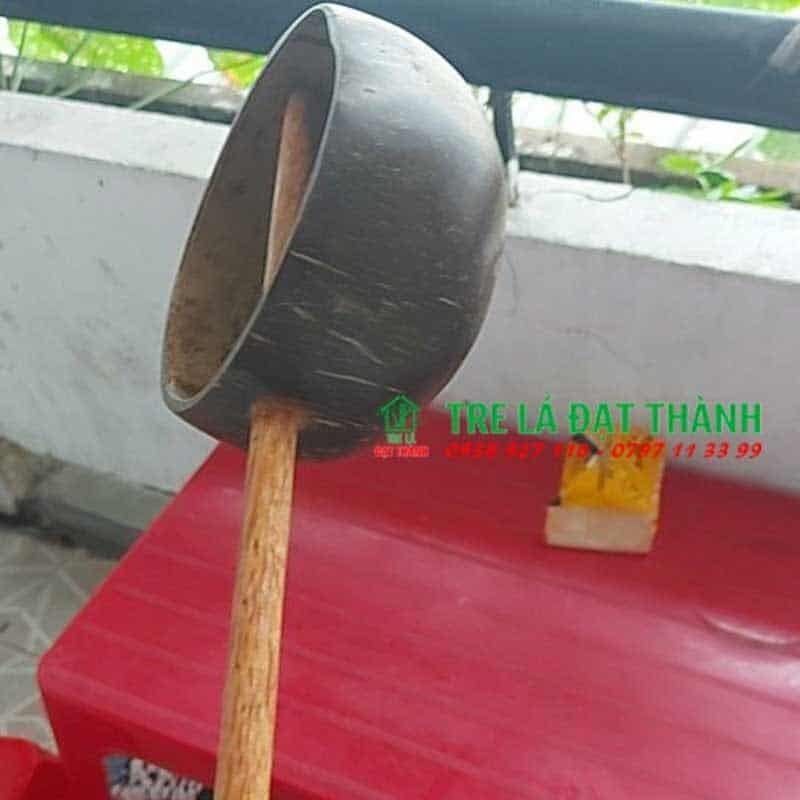 Gáo Dừa Tráng Bánh Cuốn